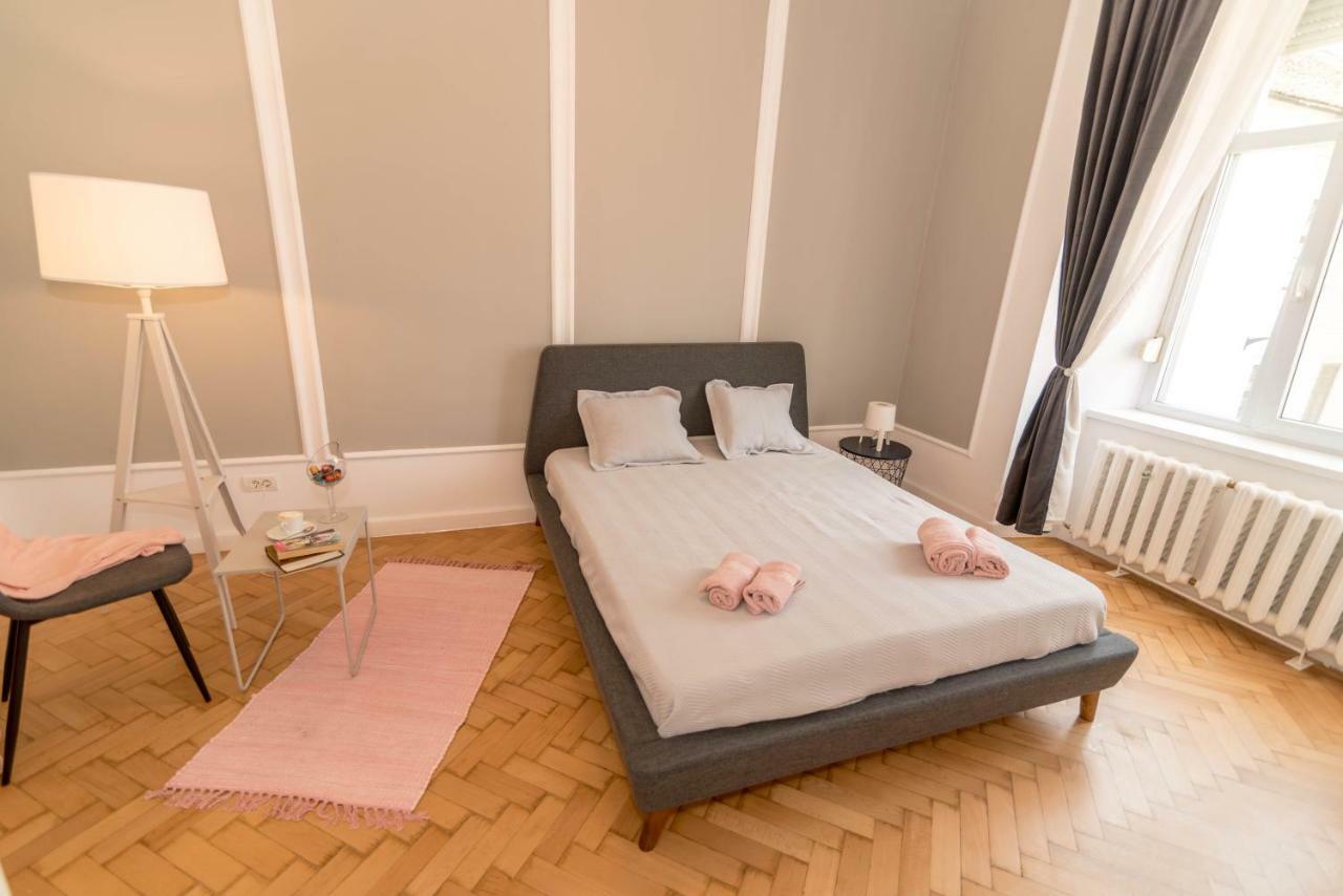 Central Premium Suites Timisoara Exterior foto