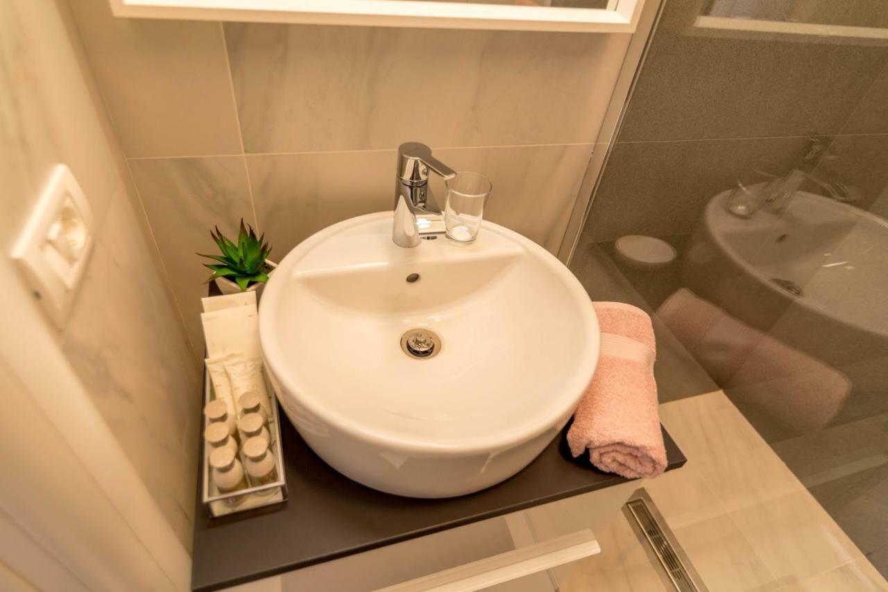 Central Premium Suites Timisoara Exterior foto