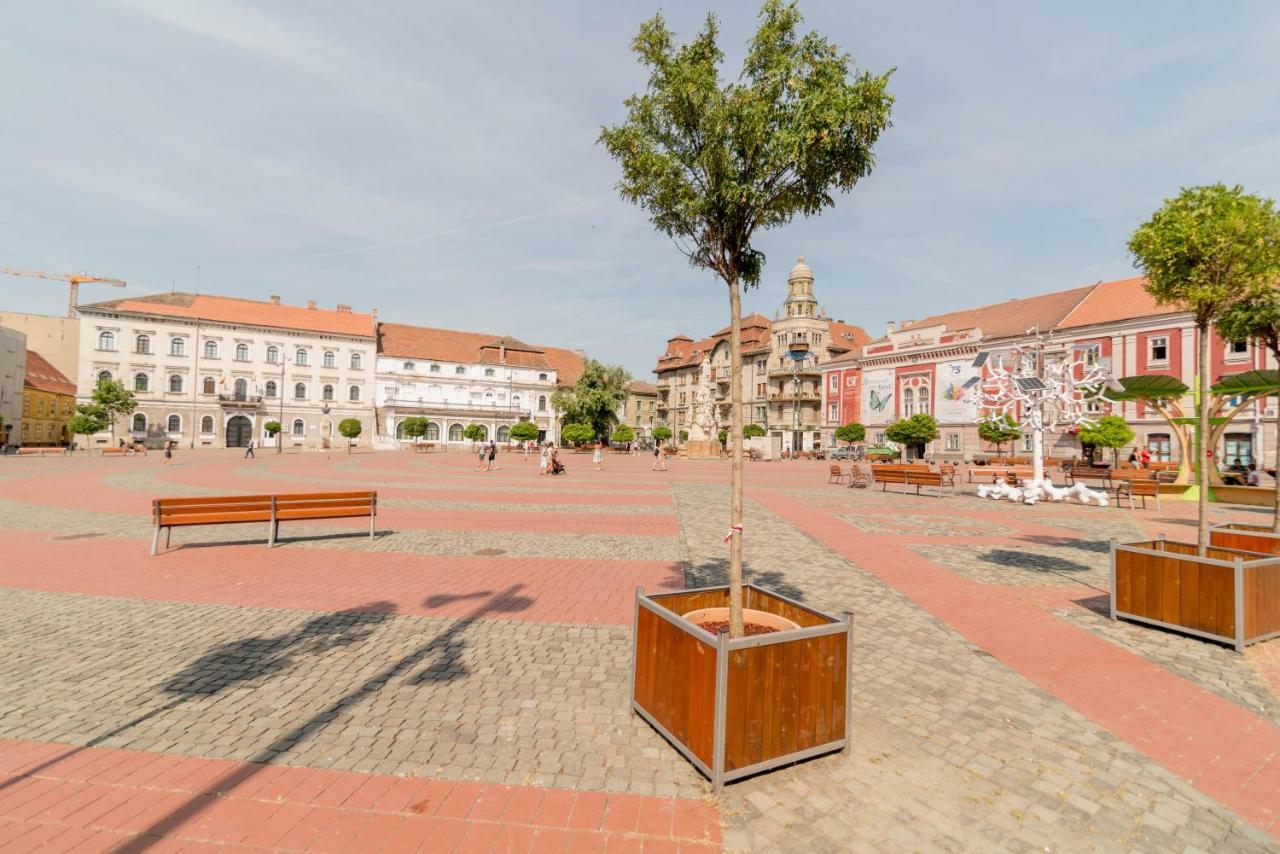 Central Premium Suites Timisoara Exterior foto